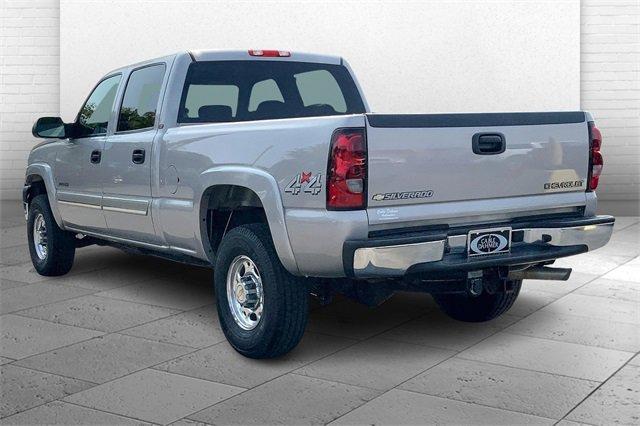 2004 Chevrolet Silverado 2500 HD Vehicle Photo in INDEPENDENCE, MO 64055-1377