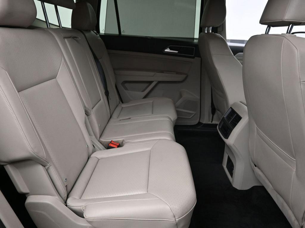 2018 Volkswagen Atlas Vehicle Photo in Marion, IA 52302