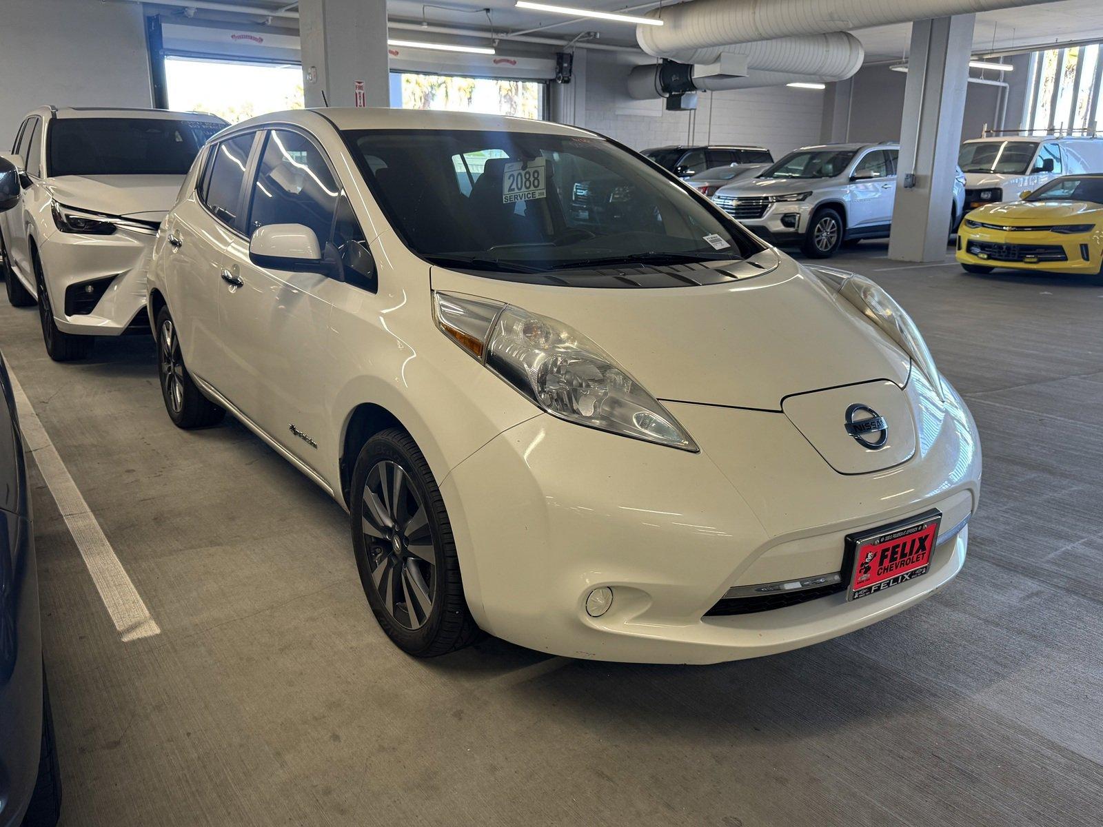 2015 Nissan LEAF Vehicle Photo in LOS ANGELES, CA 90007-3794