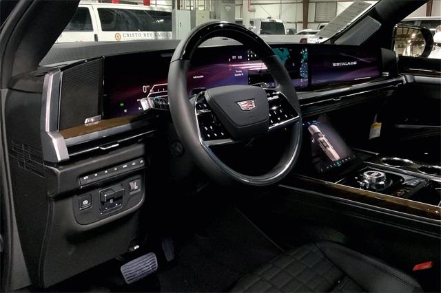 2025 Cadillac Escalade Vehicle Photo in KANSAS CITY, MO 64114-4545