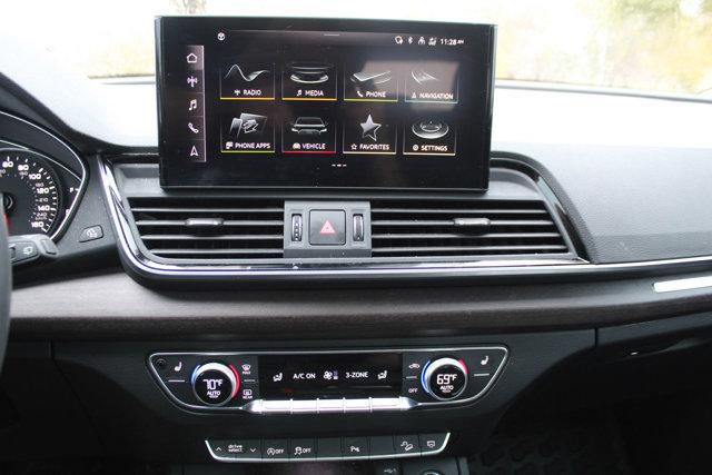 2022 Audi Q5 Vehicle Photo in HOUSTON, TX 77090