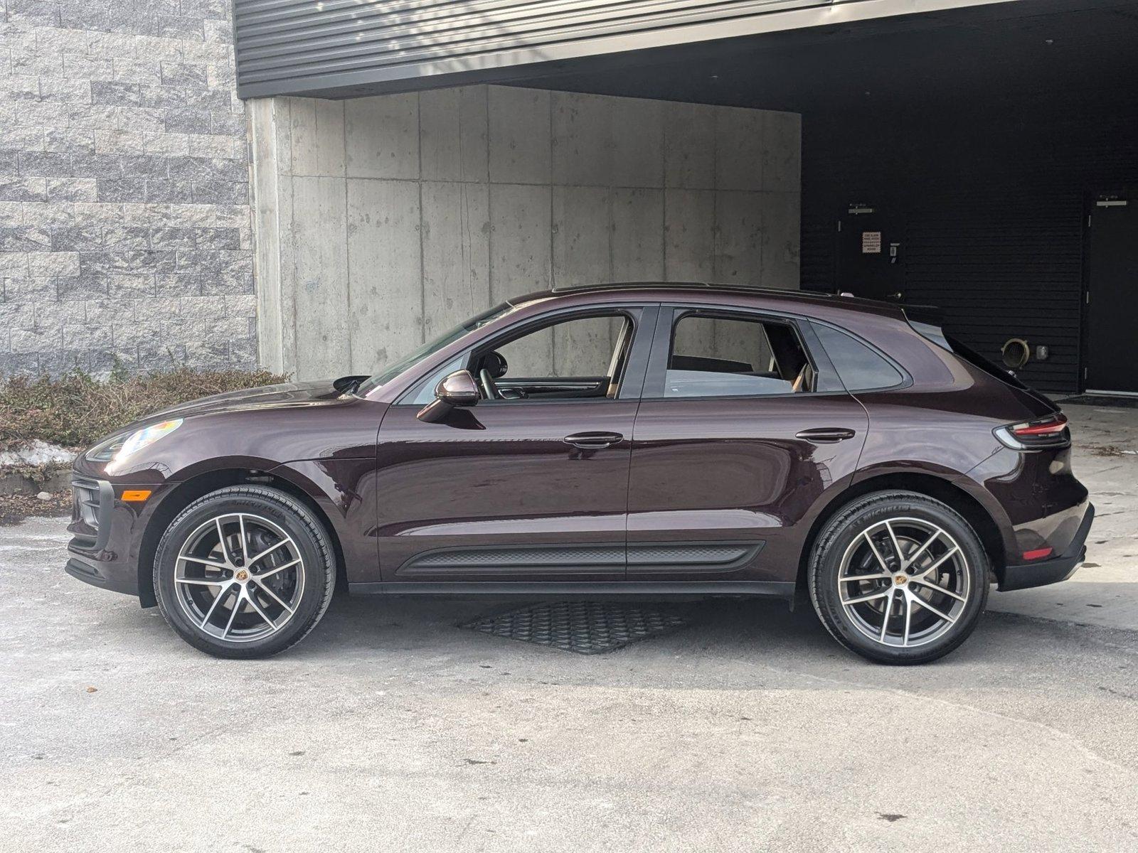 2024 Porsche Macan Vehicle Photo in Towson, MD 21204