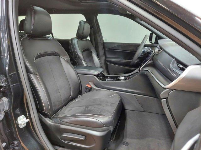 2023 Jeep Grand Cherokee L Vehicle Photo in SAUK CITY, WI 53583-1301