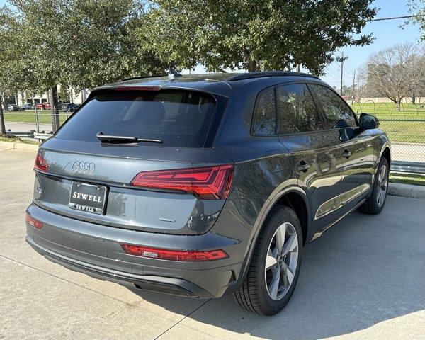 2025 Audi Q5 Vehicle Photo in HOUSTON, TX 77090