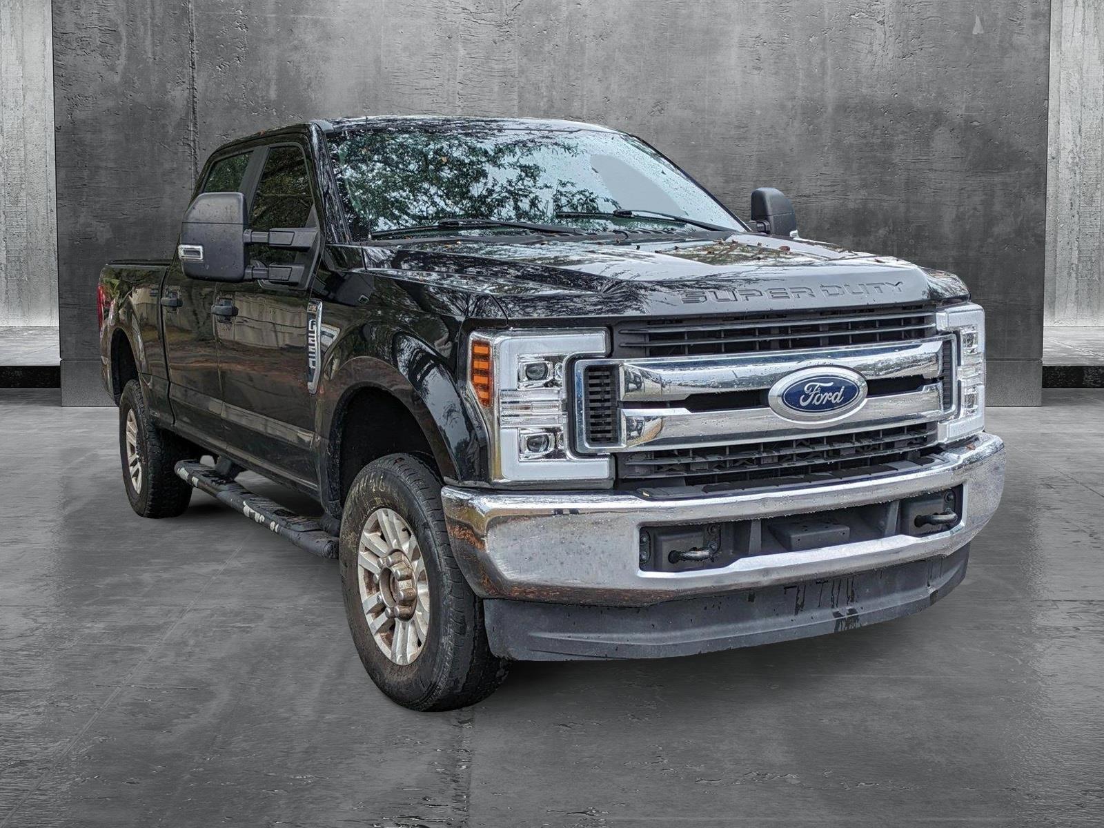 2017 Ford Super Duty F-250 SRW Vehicle Photo in Jacksonville, FL 32244