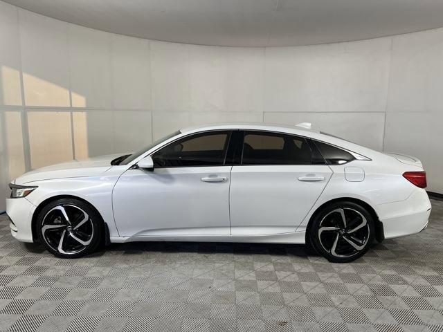 2018 Honda Accord Sedan Vehicle Photo in MEDINA, OH 44256-9001