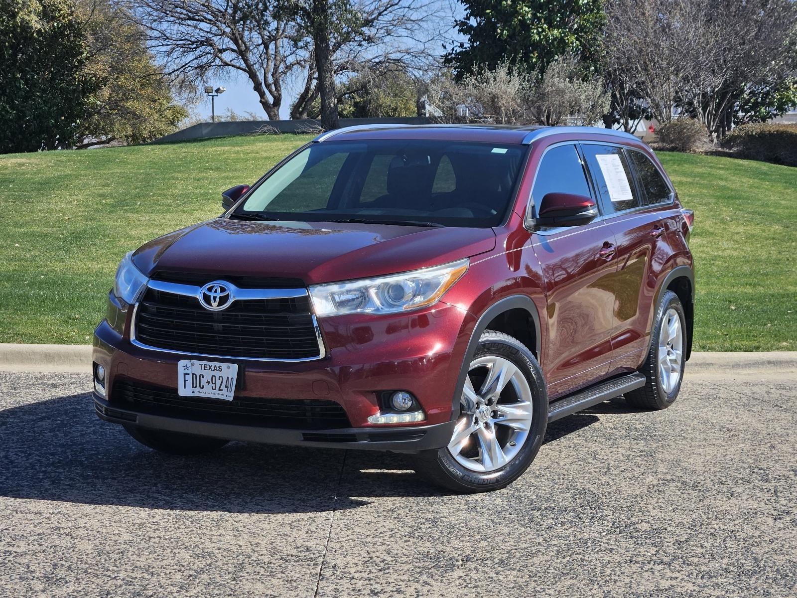 2015 Toyota Highlander Vehicle Photo in Fort Worth, TX 76132