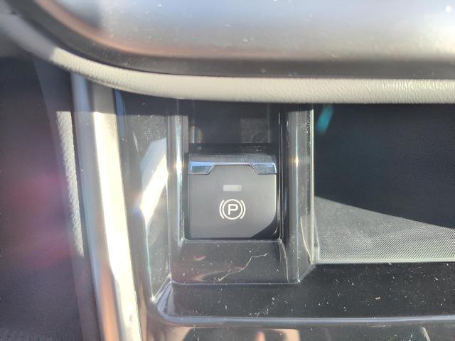 2025 Subaru Outback Vehicle Photo in Green Bay, WI 54304