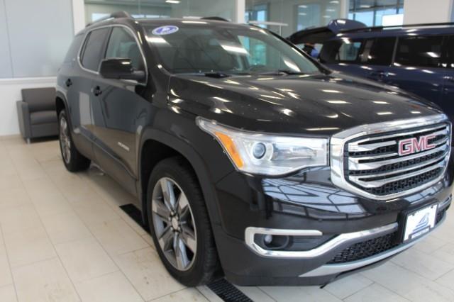 2018 GMC Acadia Vehicle Photo in Green Bay, WI 54304