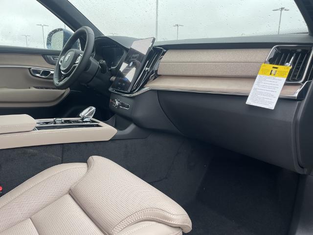 2025 Volvo XC90 Vehicle Photo in Grapevine, TX 76051