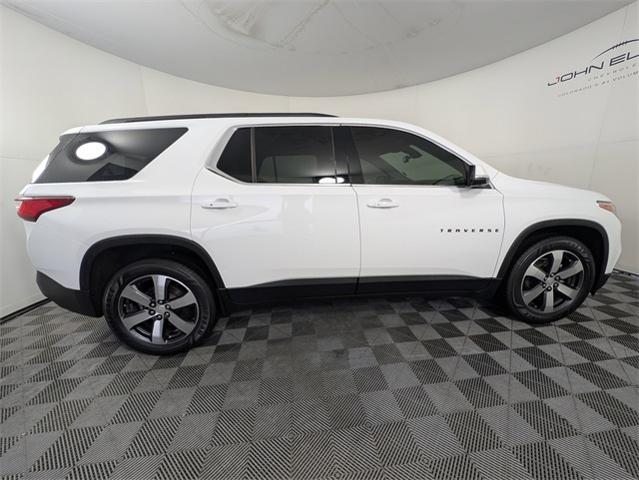 2021 Chevrolet Traverse Vehicle Photo in ENGLEWOOD, CO 80113-6708