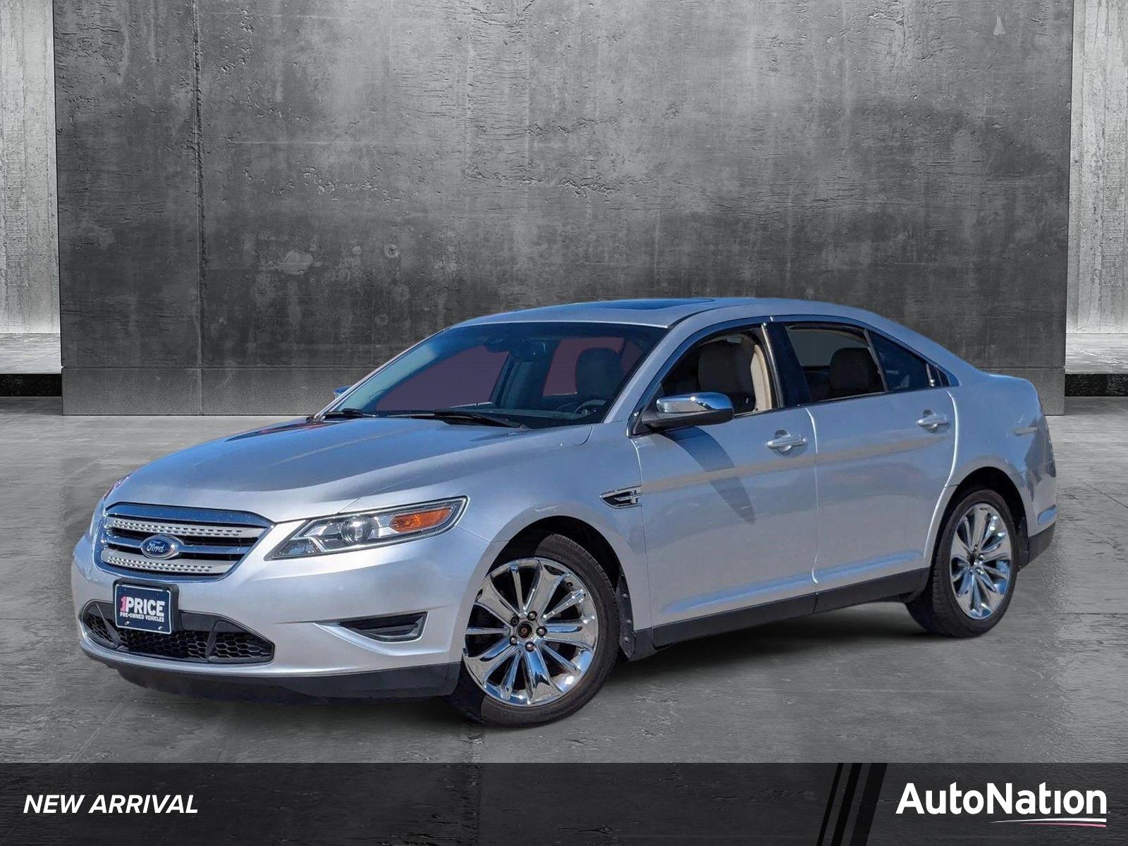 2010 Ford Taurus Vehicle Photo in Valencia, CA 91355