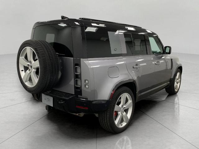 2024 Defender Vehicle Photo in Appleton, WI 54913