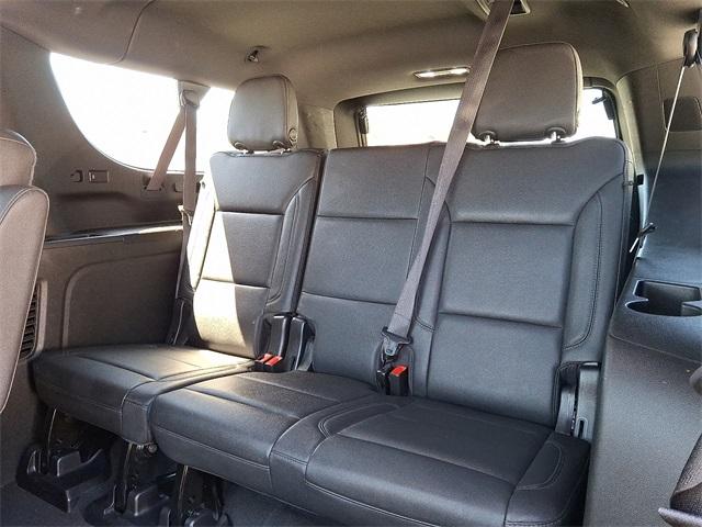2022 Chevrolet Suburban Vehicle Photo in BERLIN, MD 21811-1121