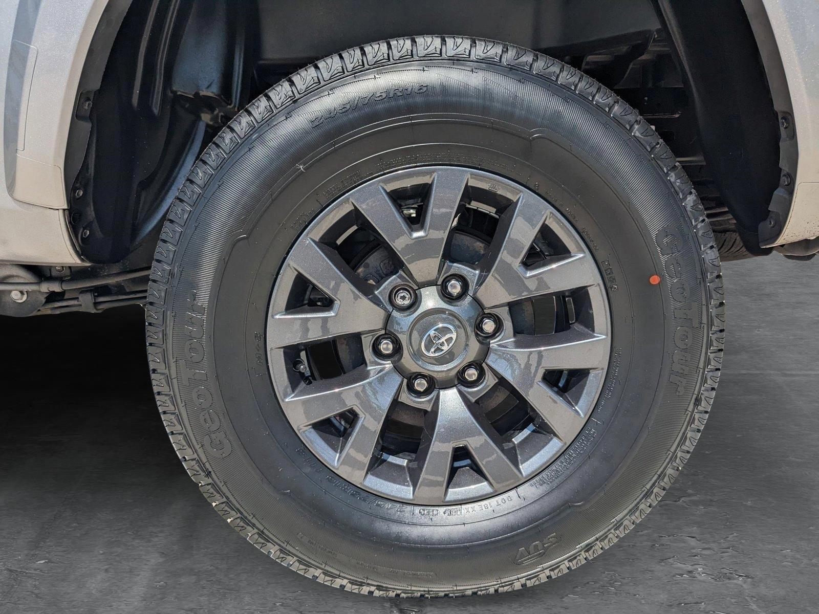2022 Toyota Tacoma 2WD Vehicle Photo in Davie, FL 33331