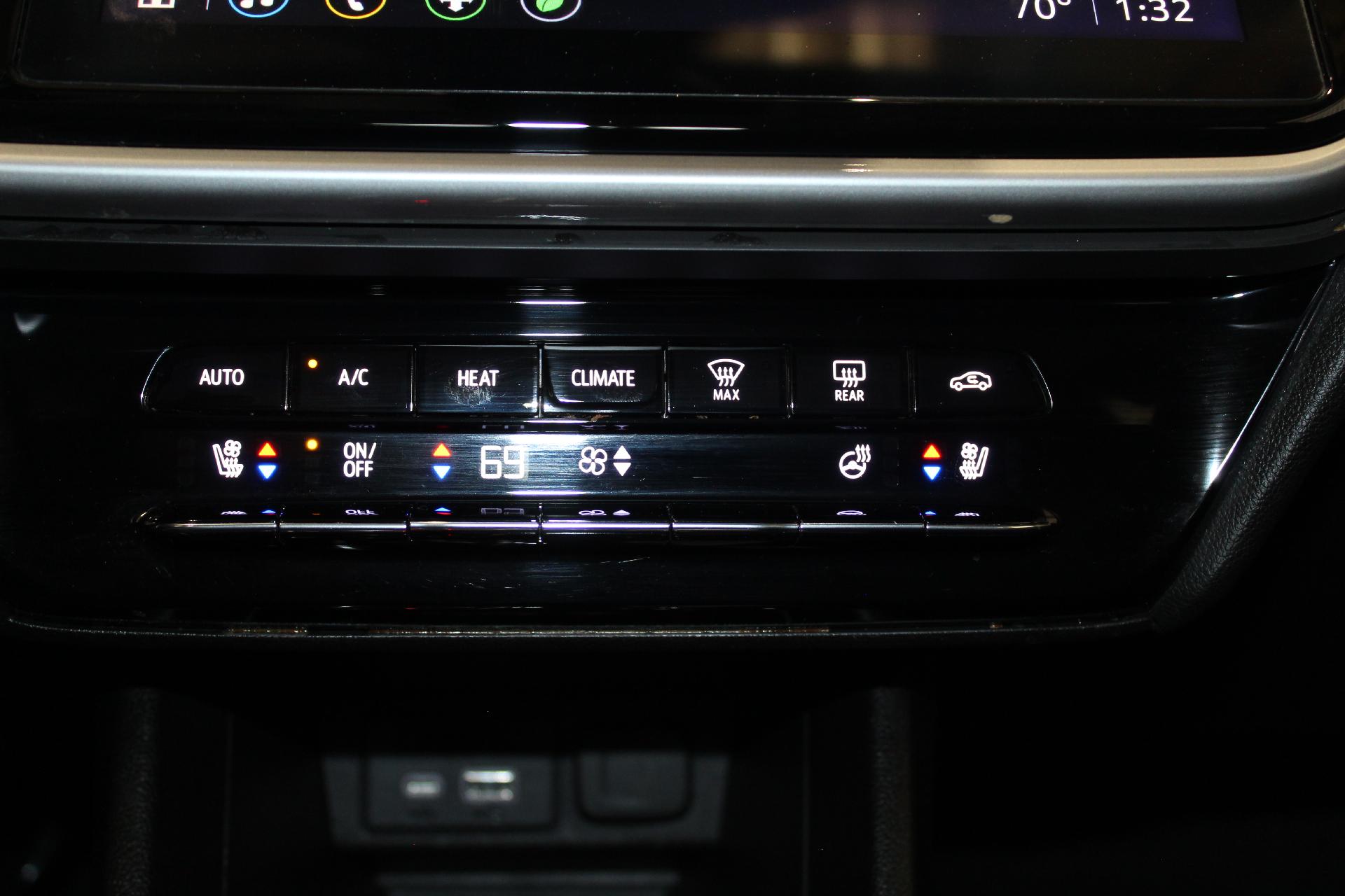 2022 Chevrolet Bolt EUV Vehicle Photo in NORTHAMPTON, MA 01060-1120