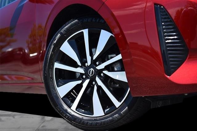 2024 Nissan Sentra Vehicle Photo in Ballwin, MO 63011