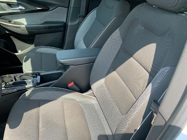 2022 Chevrolet Trailblazer Vehicle Photo in MOON TOWNSHIP, PA 15108-2571