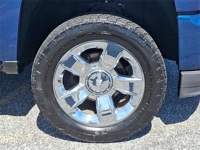 2017 Chevrolet Silverado 1500 Vehicle Photo in BERLIN, MD 21811-1121