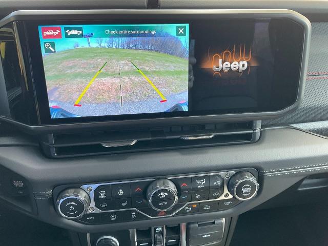 2025 Jeep Gladiator Vehicle Photo in Kaukauna, WI 54130
