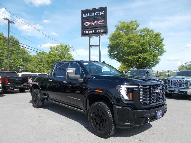 2025 GMC Sierra 3500HD Vehicle Photo in LOWELL, MA 01852-4336