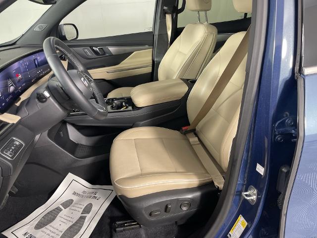 2025 Buick Enclave Vehicle Photo in GILBERT, AZ 85297-0402