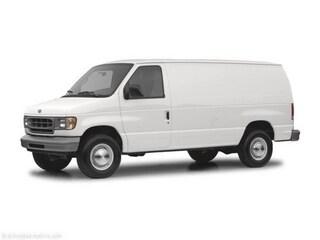 2004 Ford Econoline Cargo Van Vehicle Photo in Cedar Rapids, IA 52402