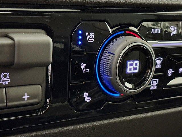 2025 Chevrolet Silverado 3500 HD Vehicle Photo in PUYALLUP, WA 98371-4149
