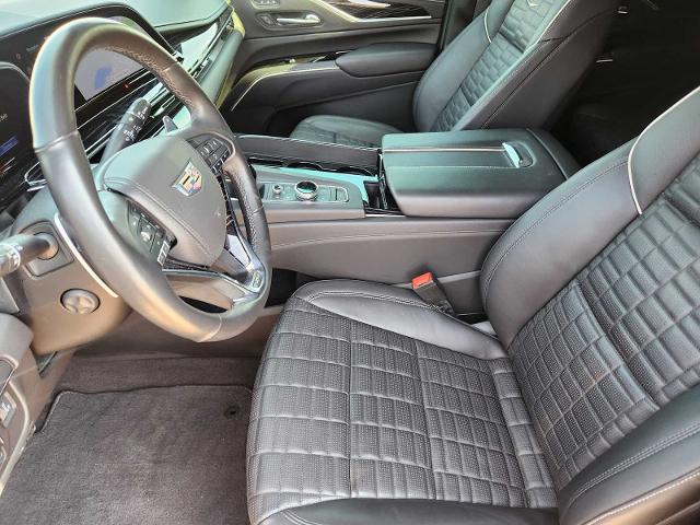 2023 Cadillac Escalade Vehicle Photo in DENTON, TX 76210-9321