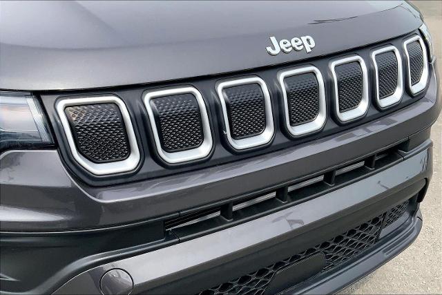 2022 Jeep Compass Vehicle Photo in KANSAS CITY, MO 64114-4502