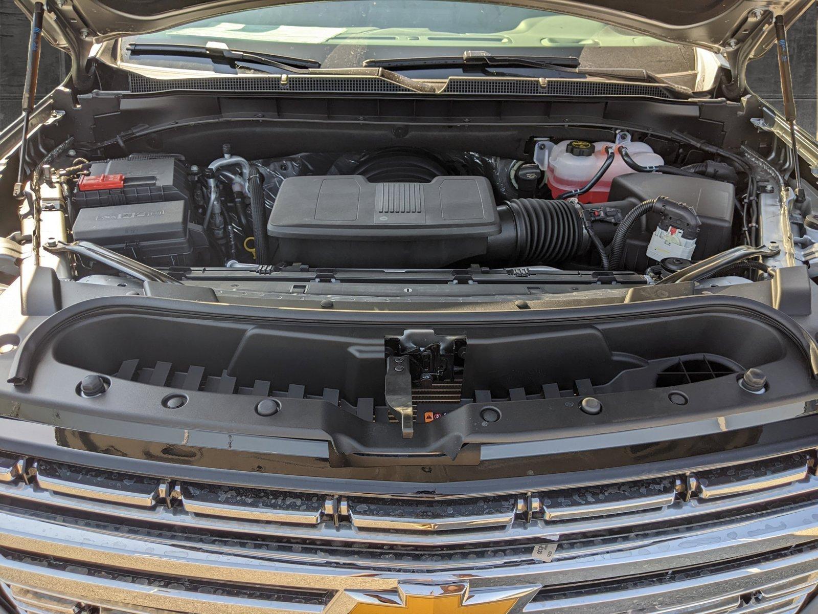 2024 Chevrolet Suburban Vehicle Photo in AUSTIN, TX 78759-4154