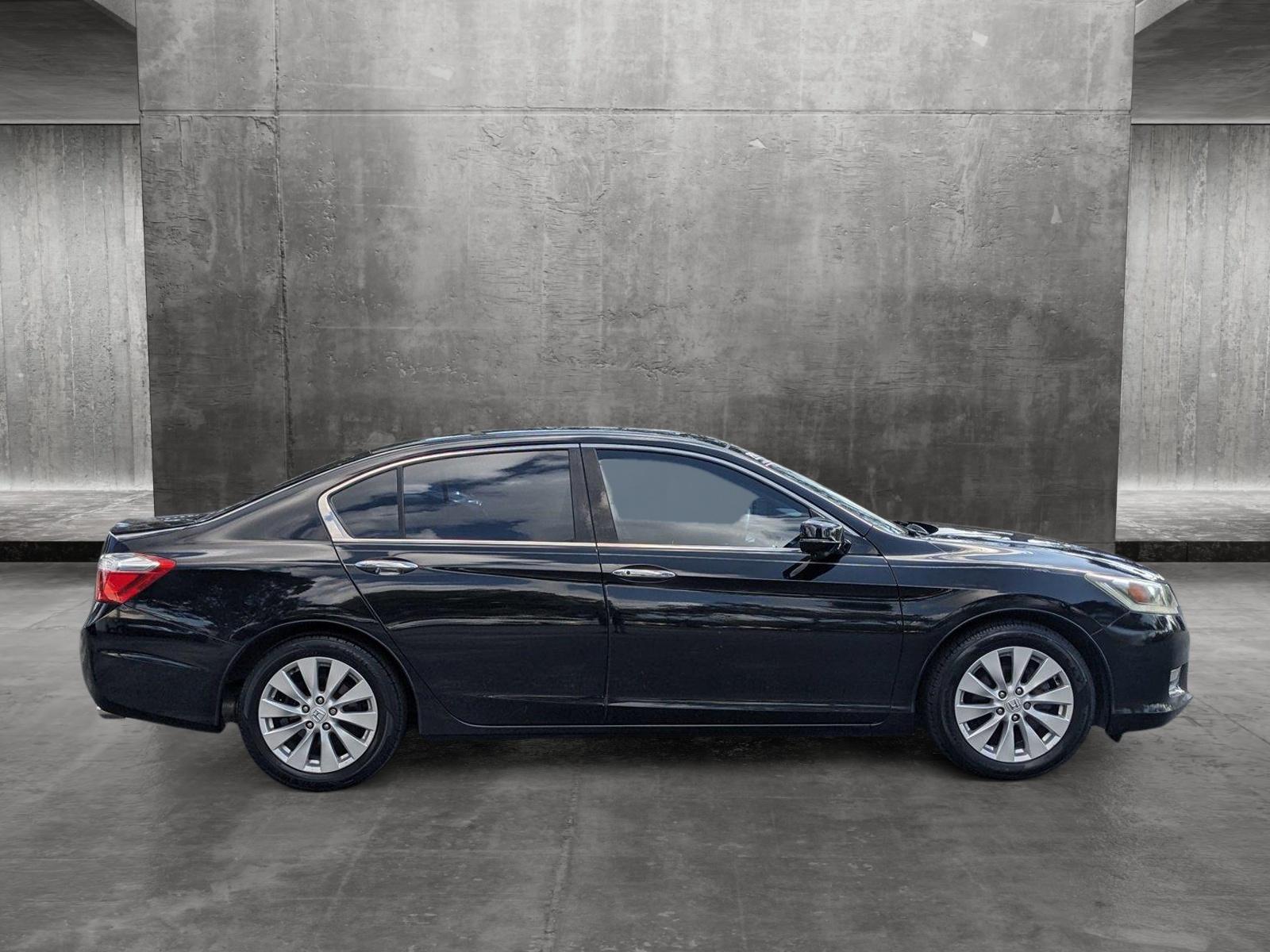 2015 Honda Accord Sedan Vehicle Photo in GREENACRES, FL 33463-3207