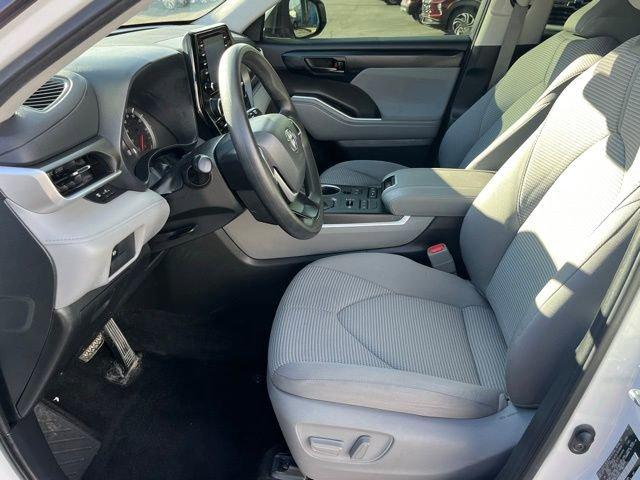 2022 Toyota Highlander Vehicle Photo in WEST VALLEY CITY, UT 84120-3202