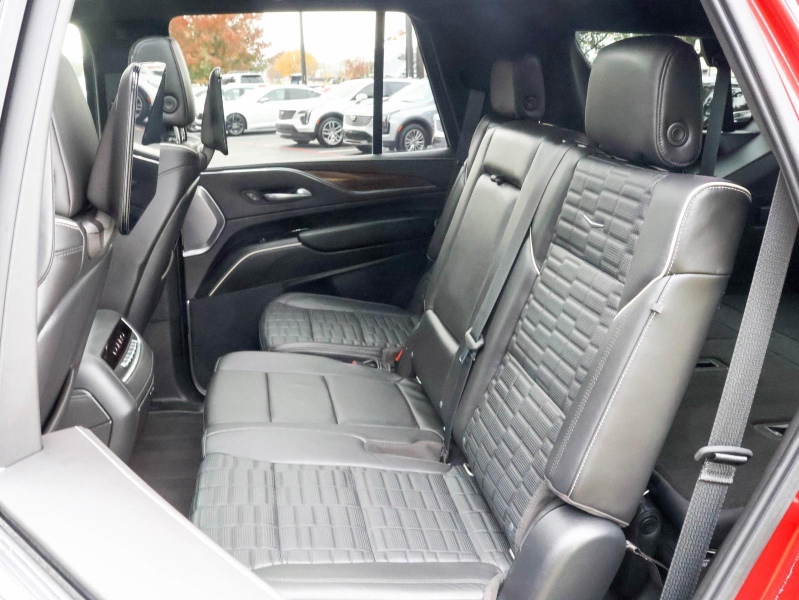 2021 Cadillac Escalade Vehicle Photo in DALLAS, TX 75209-3095