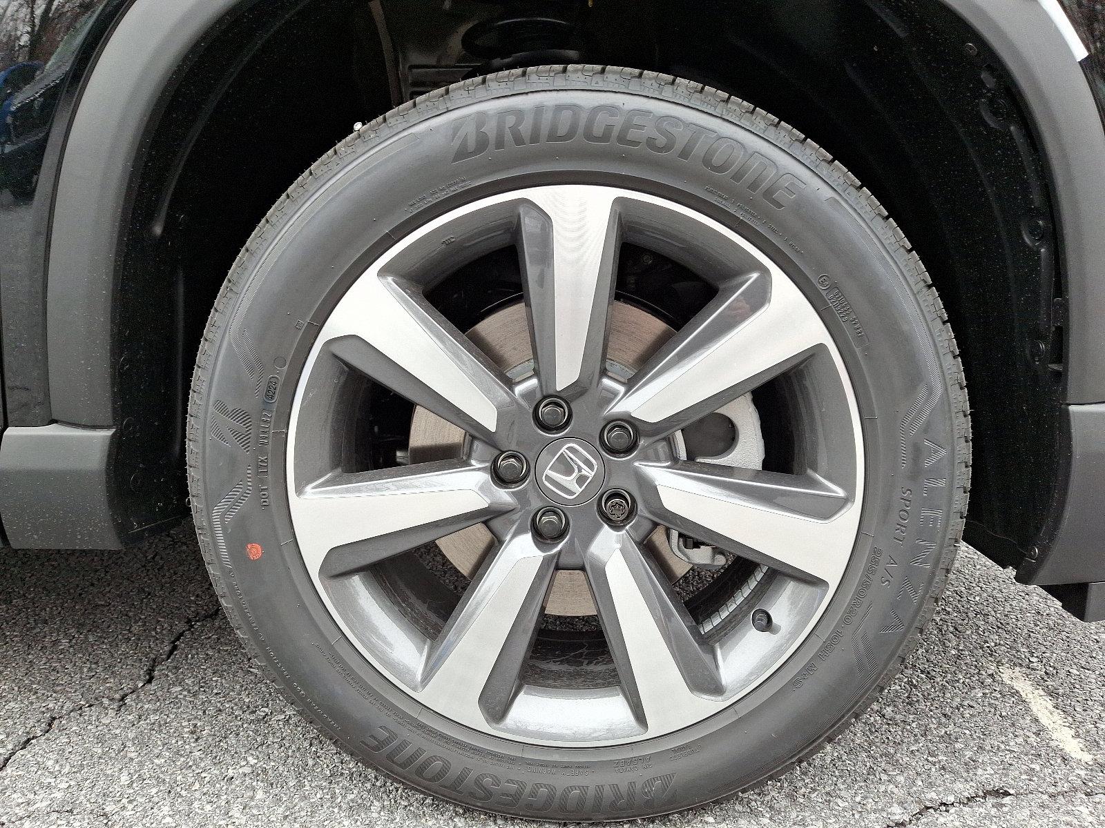 2025 Honda Pilot Vehicle Photo in Harrisburg, PA 17111