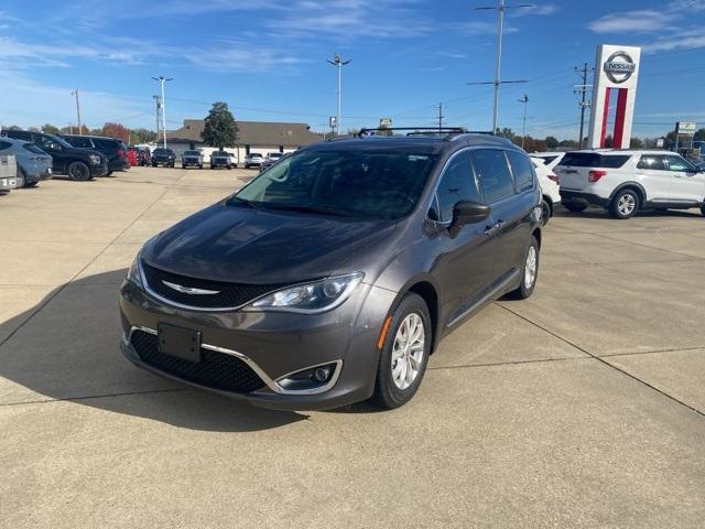 Used 2019 Chrysler Pacifica Touring L with VIN 2C4RC1BG0KR730191 for sale in Dexter, MO