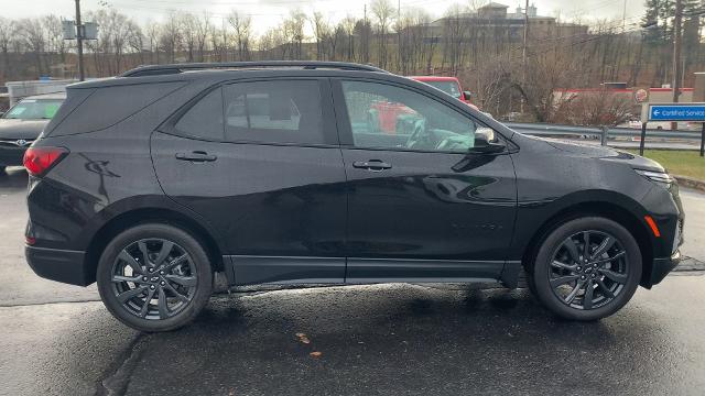 2022 Chevrolet Equinox Vehicle Photo in MOON TOWNSHIP, PA 15108-2571