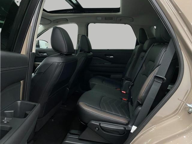 2025 Nissan Pathfinder Vehicle Photo in Appleton, WI 54913