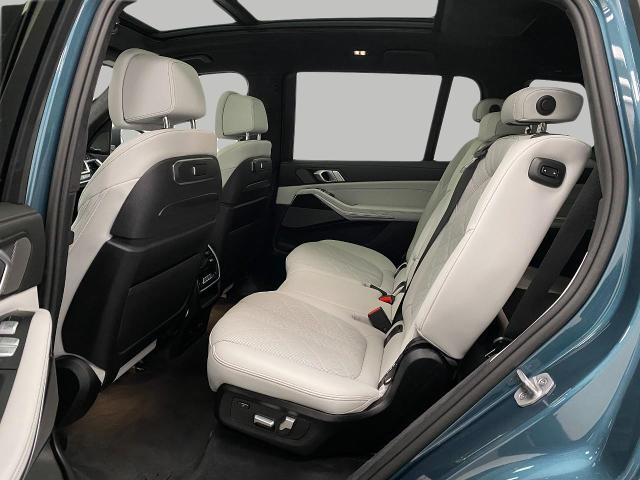 2024 BMW X7 xDrive40i Vehicle Photo in Appleton, WI 54913