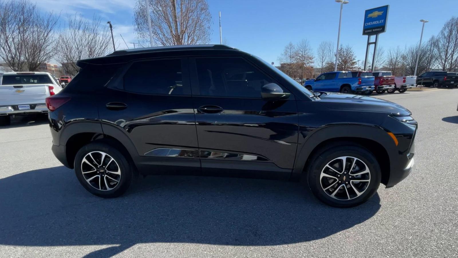 2025 Chevrolet Trailblazer Vehicle Photo in BENTONVILLE, AR 72712-4322