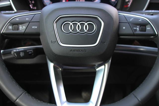 2024 Audi Q3 Vehicle Photo in SUGAR LAND, TX 77478