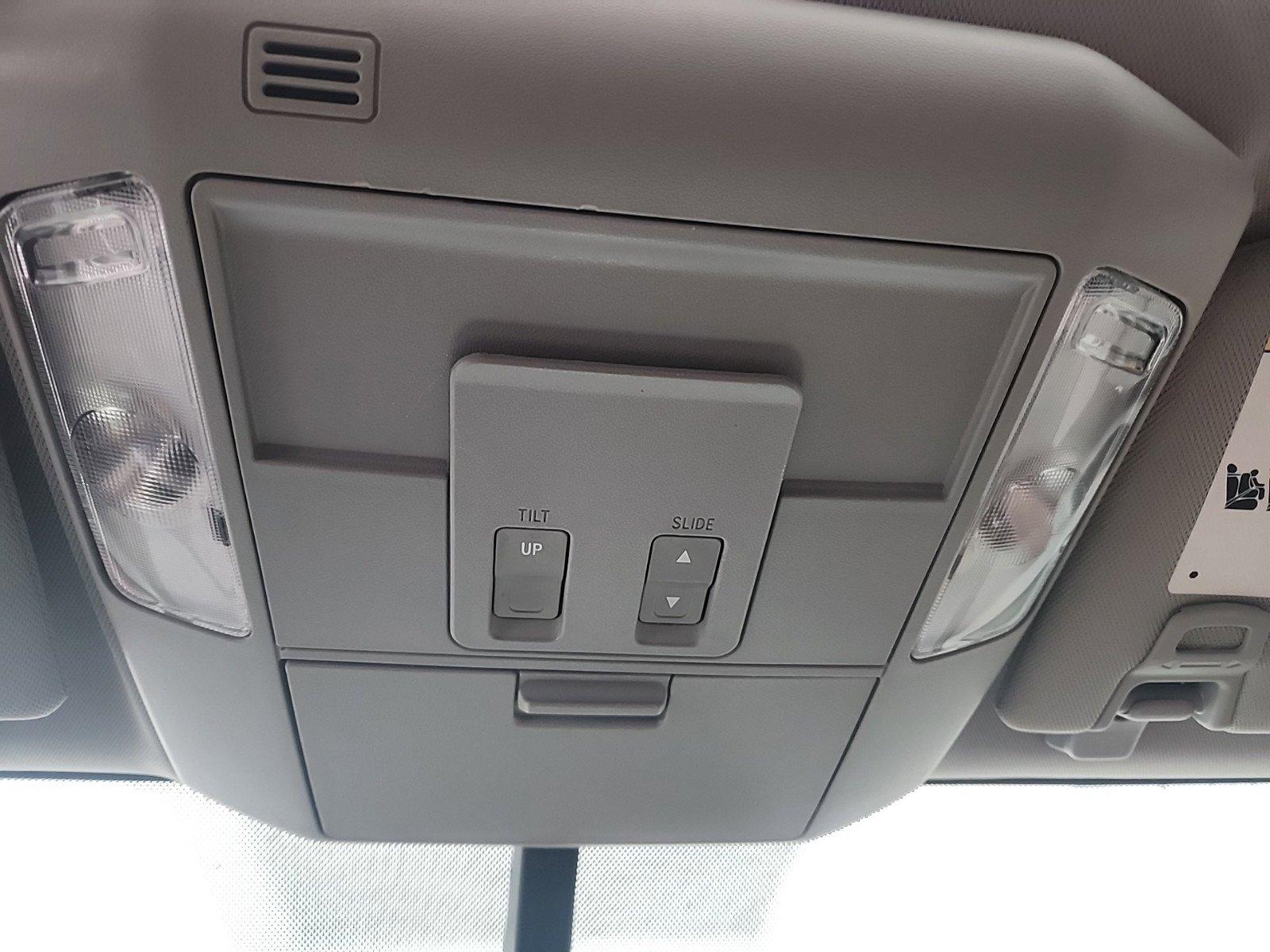2016 Toyota Tundra 4WD Truck Vehicle Photo in Mechanicsburg, PA 17050