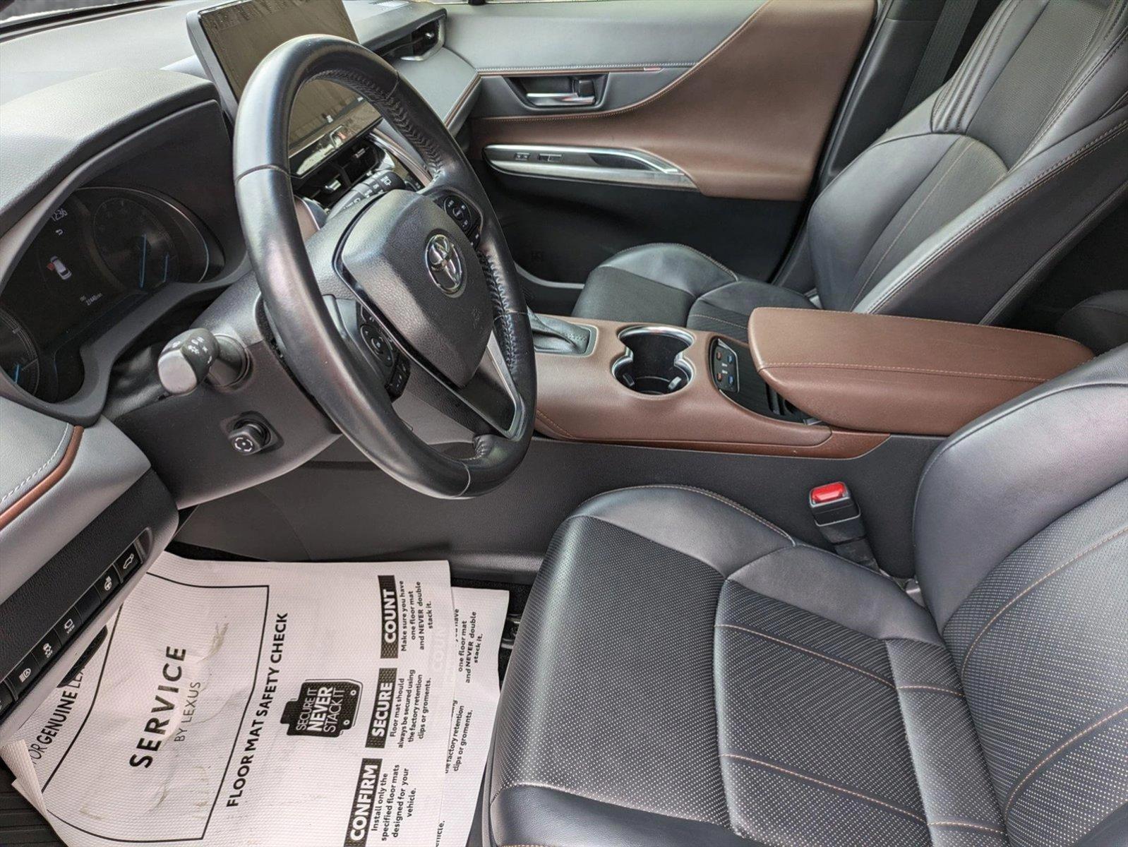 2021 Toyota Venza Vehicle Photo in Tampa, FL 33614