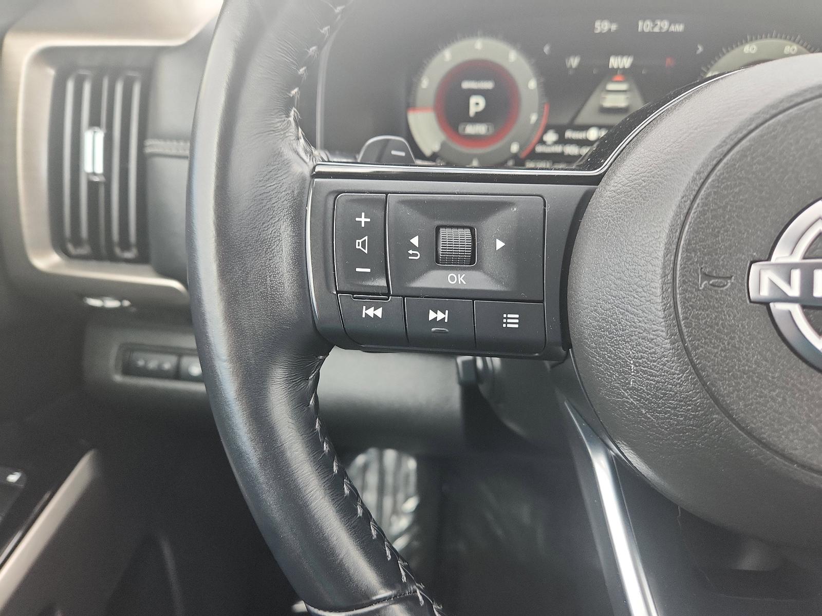 2023 Nissan Pathfinder Vehicle Photo in Albuquerque, NM 87110