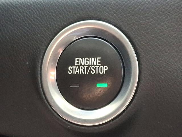 2023 GMC Terrain Vehicle Photo in TREVOSE, PA 19053-4984
