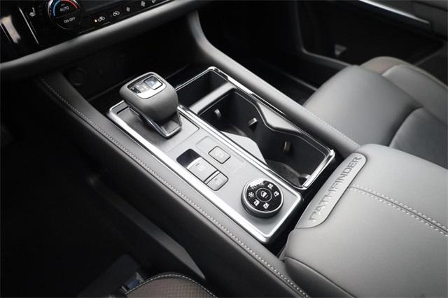 2025 Nissan Pathfinder Vehicle Photo in Hazelwood, MO 63042
