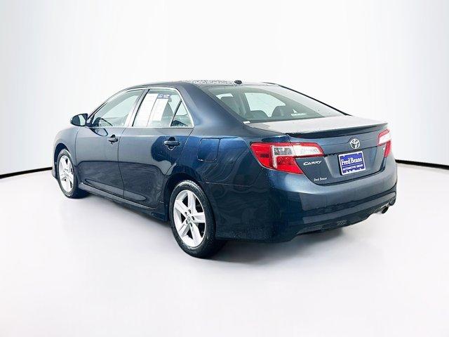 2014 Toyota Camry Vehicle Photo in Doylsetown, PA 18901