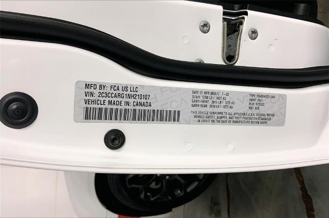 2022 Chrysler 300 Vehicle Photo in Kansas City, MO 64114