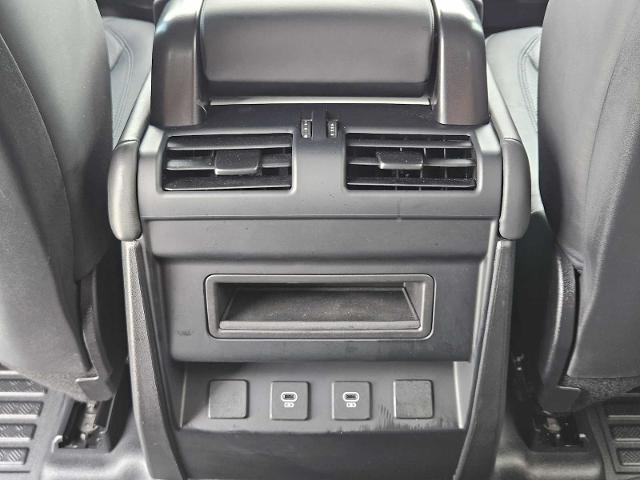 2025 Defender Vehicle Photo in AUSTIN, TX 78717