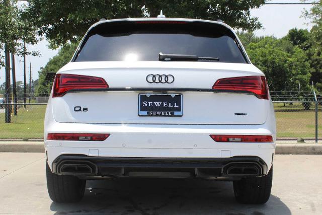 2024 Audi Q5 Vehicle Photo in HOUSTON, TX 77090
